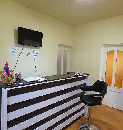 Tempus Hotel-Hostel Jerevan Eksteriør bilde