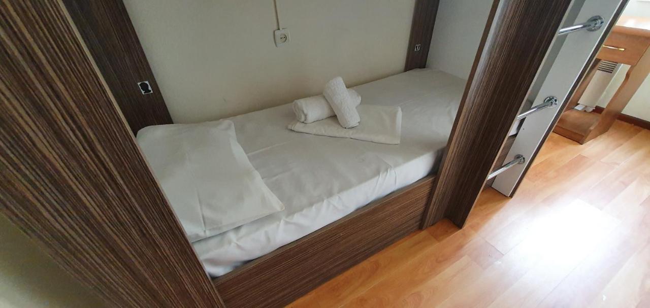 Tempus Hotel-Hostel Jerevan Eksteriør bilde